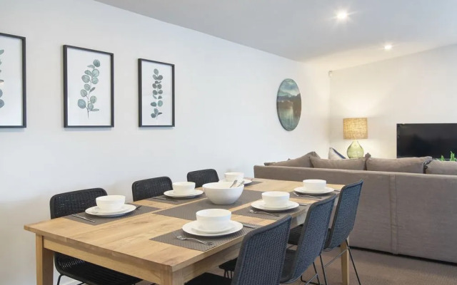 Eversleigh Street Villa