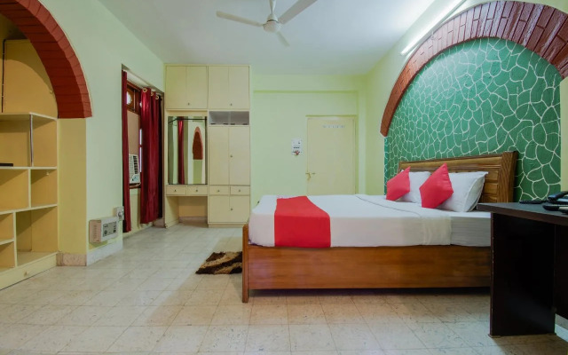 OYO 23043 Grand Ar Residency