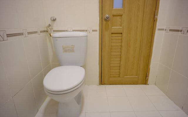 OYO 987 Thanh Thanh Nhan Hotel