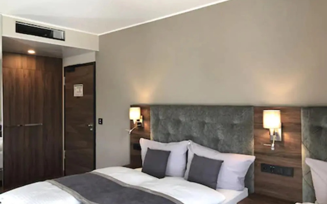 Intergroup Business Und Design Hotel