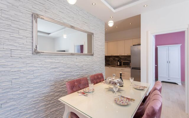 Luxury Apartment Domenica