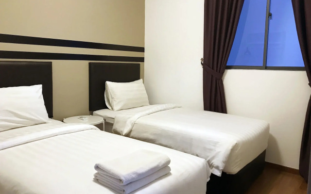 One Amerin Mall & Suites