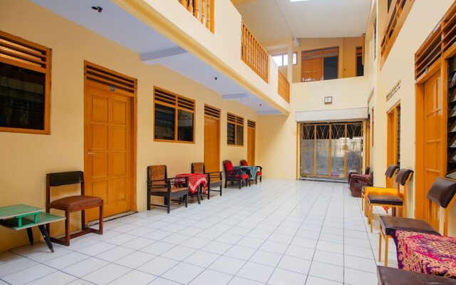 SPOT ON 2880 Wisma Larasati