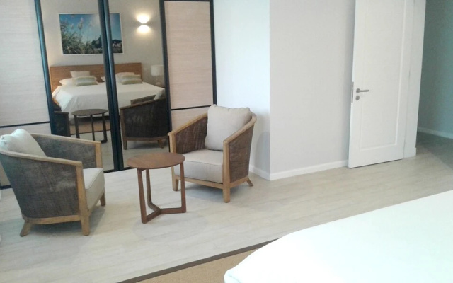 Apartment With 2 Bedrooms in Tamarin, With Wonderful sea View, Private