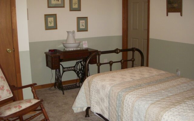 Halcombs Knob B&B