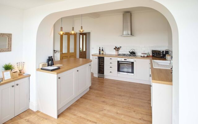 Burnsyde Beach House