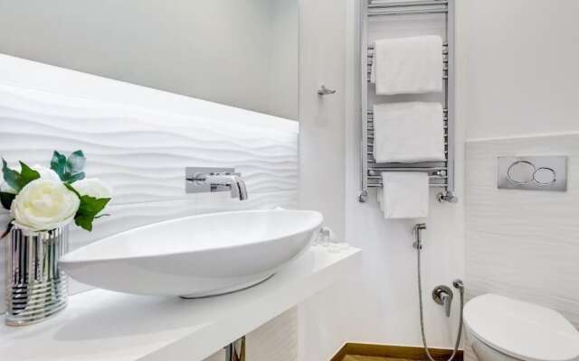 Opera Private Suites