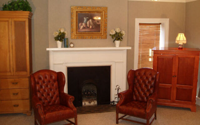 Green Gate Village Historic Inn