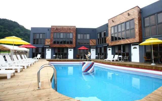 Gapyeong All that Water Pool Villa