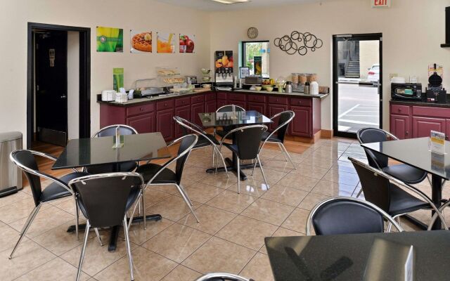 OYO Hotel Lake Park/Valdosta I-75, Exit 5