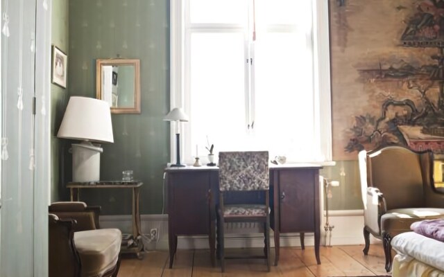 Mälby Säteri Bed & Breakfast