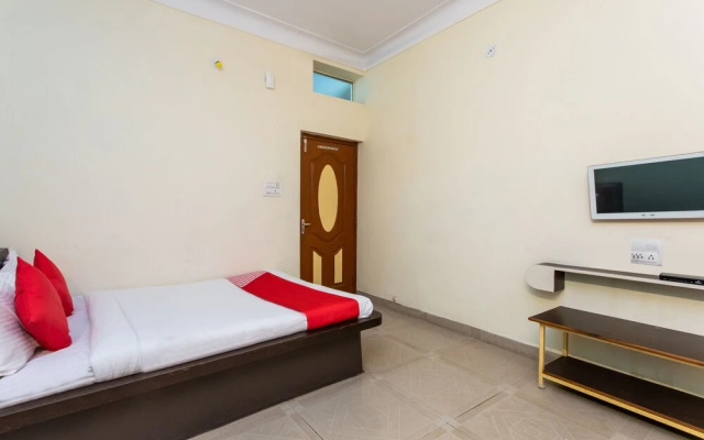 OYO 23361 Hotel Kanakshree
