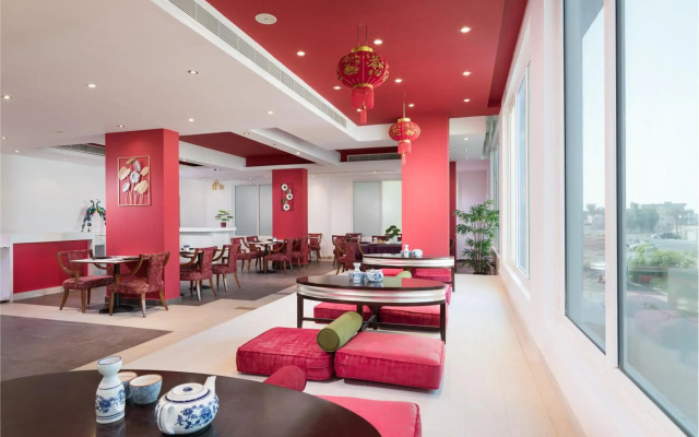 Al Hail Waves Hotel Managed By Centara