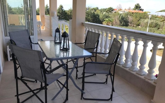 Villa Korais Luxury 3br apt with sea view