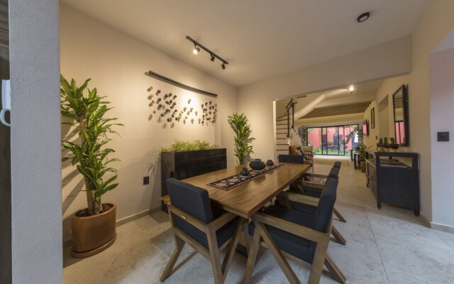 Casa Tonal