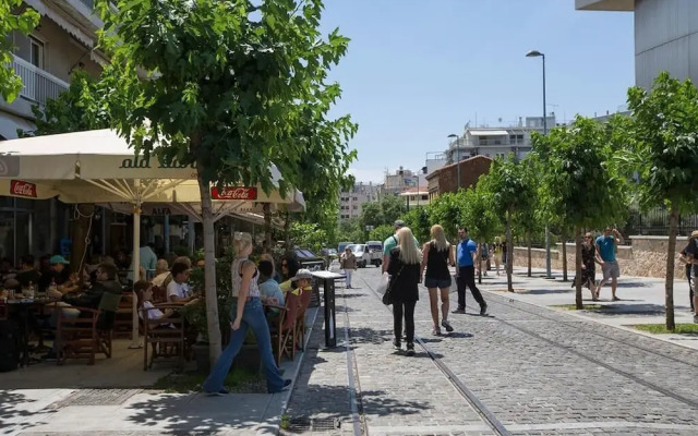 A Skip Away from the Acropolis Museum