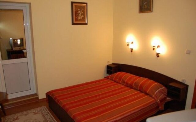 Hotel Rai