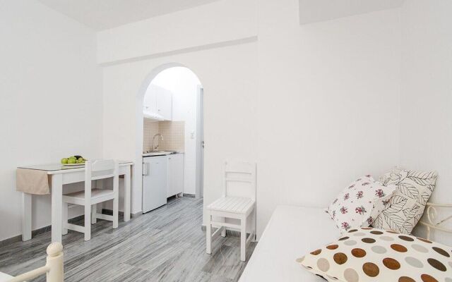 Naxos Dream Aphrodite Studios