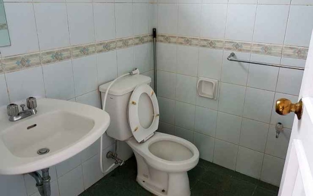 Villa Puncak Resort Geulis 20 – Bathroom – Cipanas