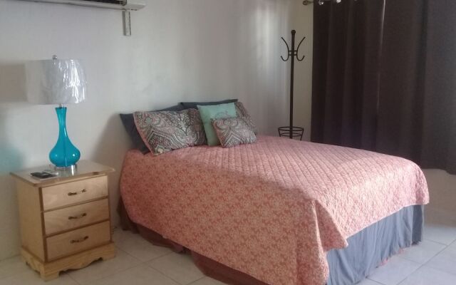 Kensington 212 Suite
