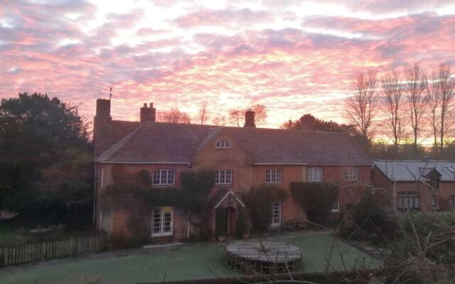 Bridge Farmhouse