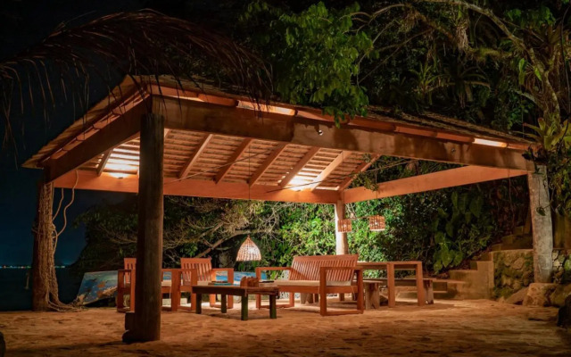 REFUGIO na frente do mar em Ilha de Araujo