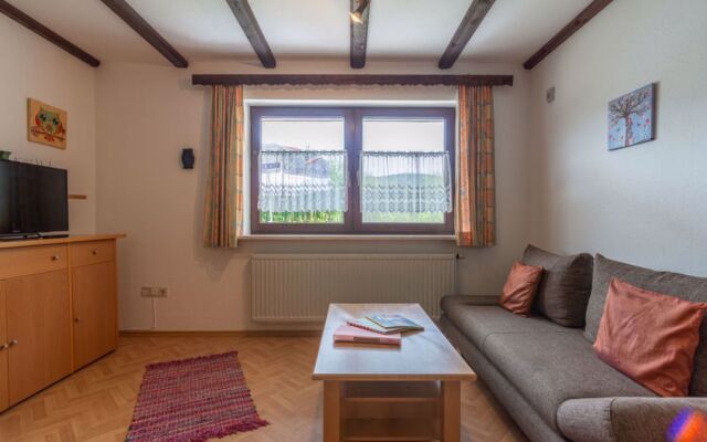 Am Hohen Bogen 37228