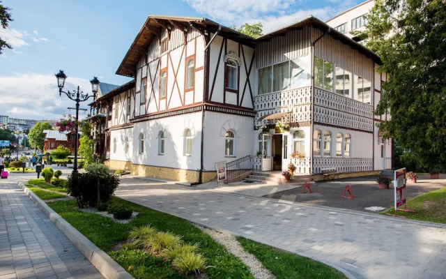 Villa Victoria