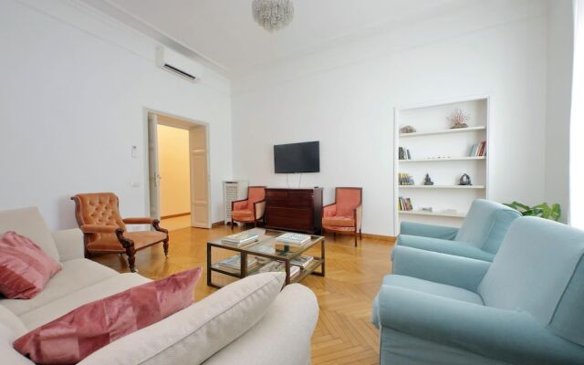 Treasurerome Spanish Steps Family 4BR