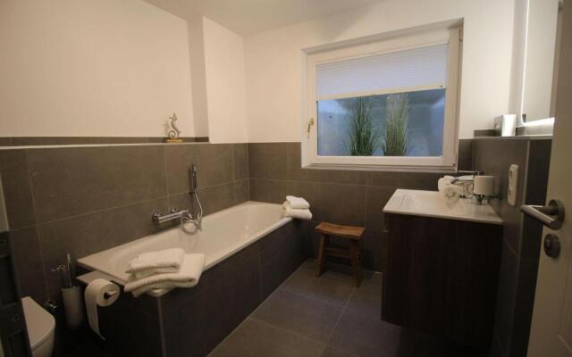 Haus-Berthin-Bleeg-App-2