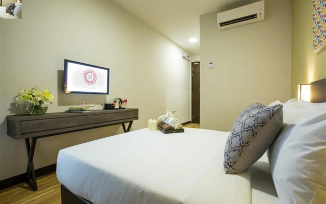 Humaira Hotel