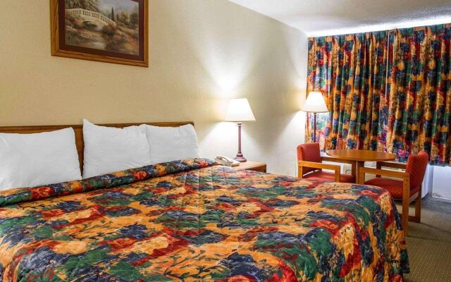 Econo Lodge Andalusia