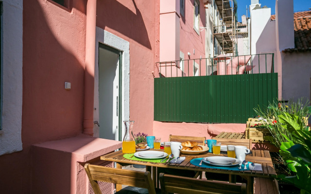 Rent4Days Bairro Alto Apartments