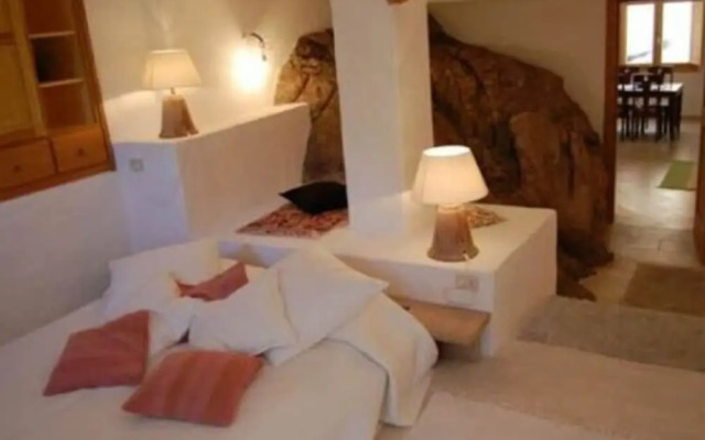 Silvaredda Comfortable Holiday Residence