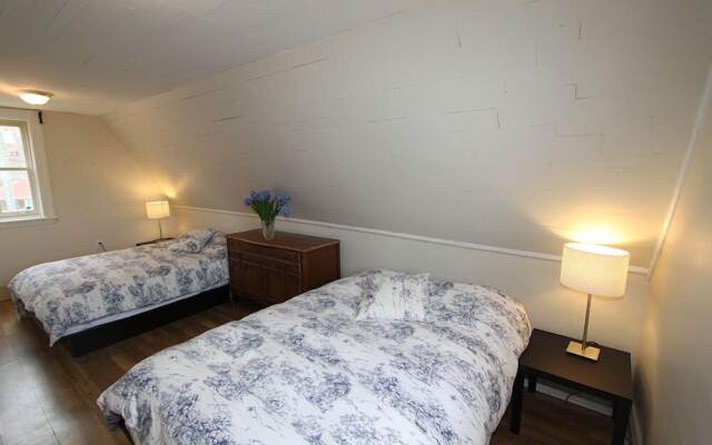 Riverview Cottages