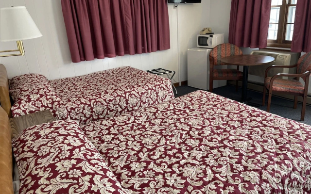 Colonial Motel