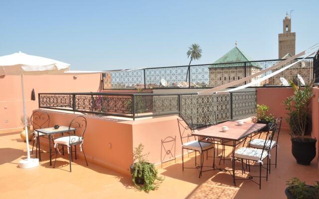 Cozy Room in the Heart of Ancient Medina Riad