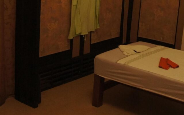 Valentine Park Hotel