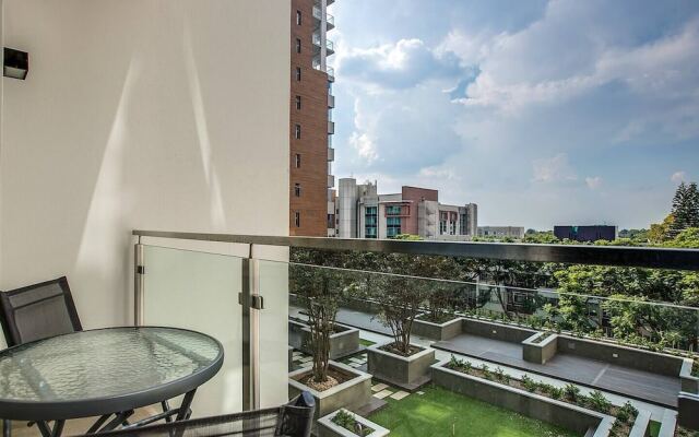 The Tyrwhitt Unit 408