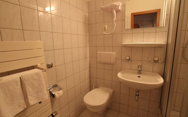 Weie Taube Hotel