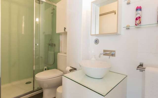 Olive 3 - Downtown Porto by the Metro