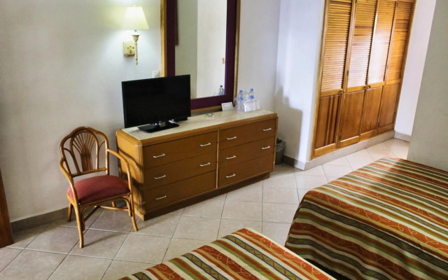 Hotel Tropicana Vallarta