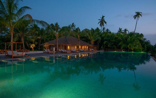 The Residence Maldives at Dhigurah Hotel