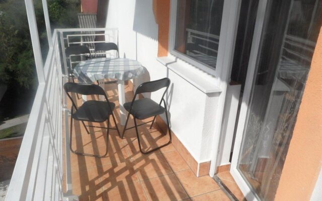 Famvarga Apartmanház