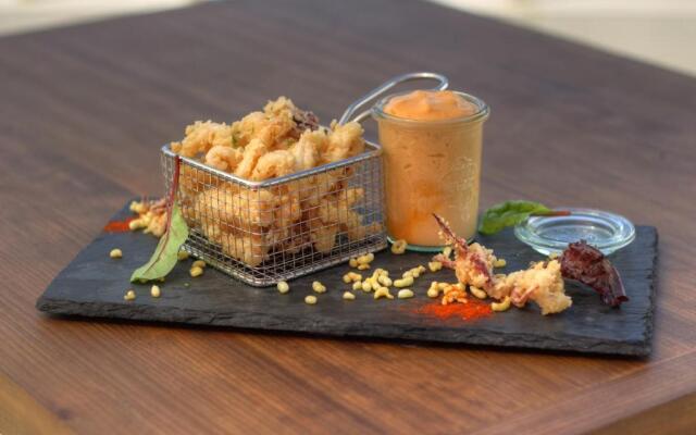 Ntinas Filoxenia Hotel & Spa
