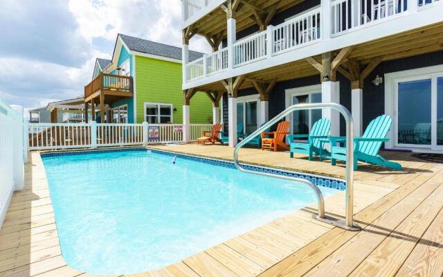 Clear Skies by Oak Island Accommodations