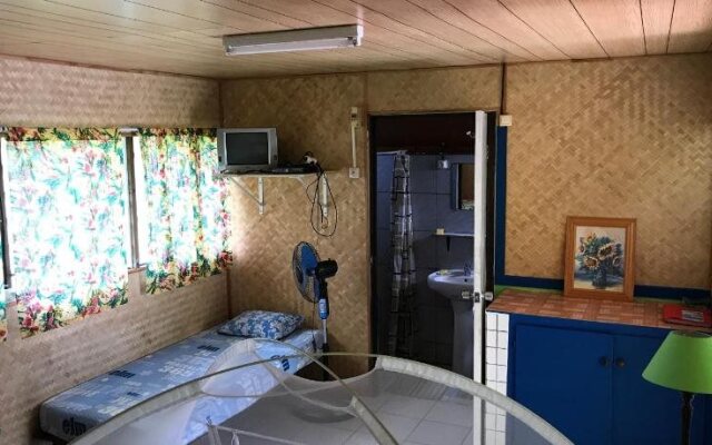 Pension Ariitere Huahine