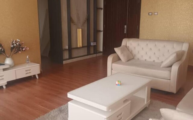 Lovely 2-bed Apartment in Arat Kilo, Addis Ababa