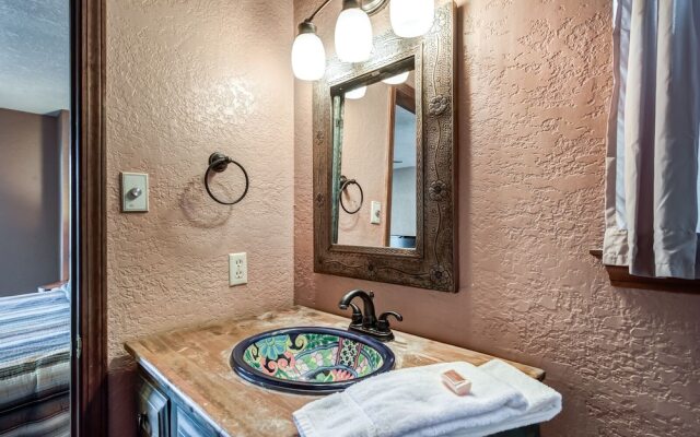 2 Sisters Mountain Home