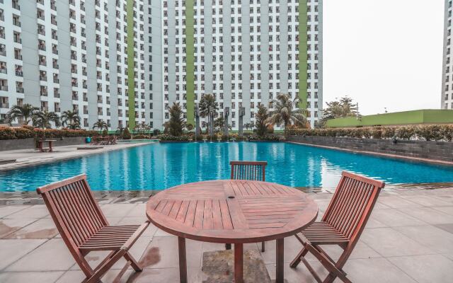OYO 498 Green Lake View Ciputat